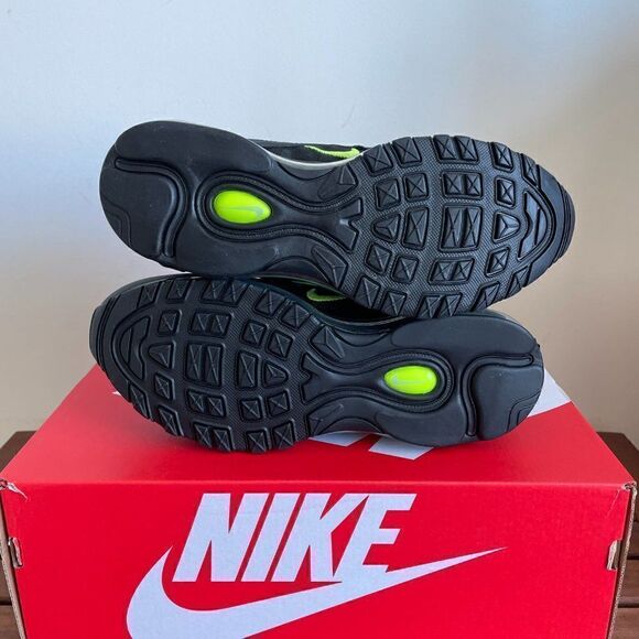 Nike Air Max 97 Pure Platinum Men Size 6/Women Size 7.5 (DX4235-001)MSRP$175 - Picture 7 of 11